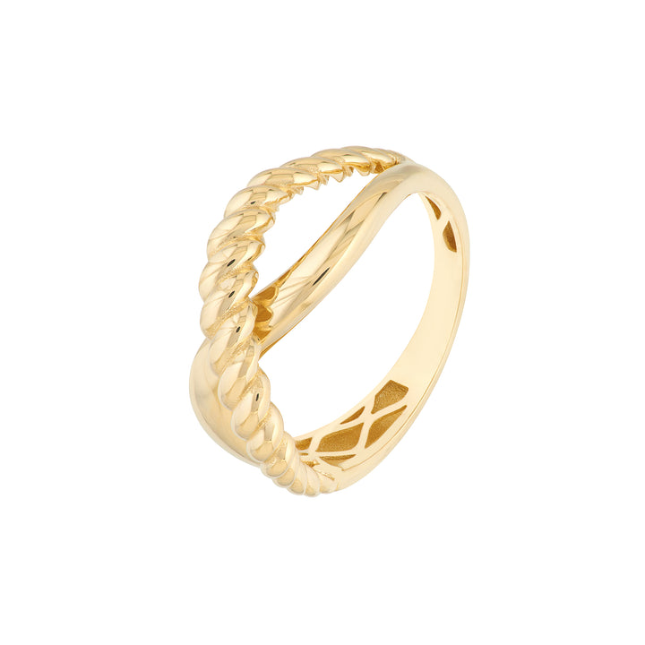 Ribbed Crossover Ring